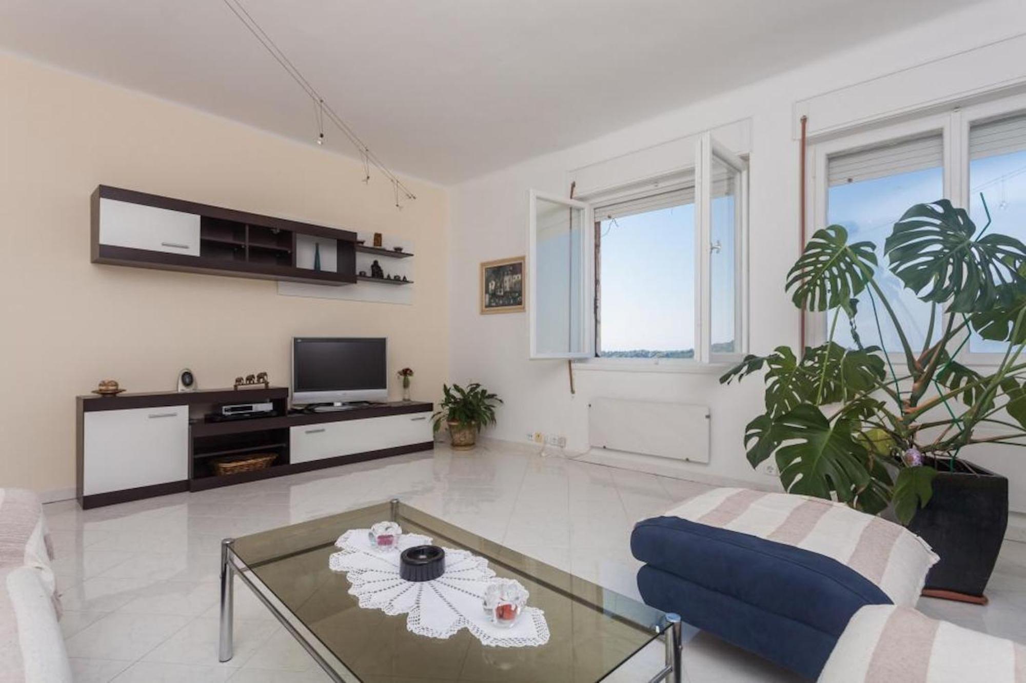 Apartment Rea دوبروفينك المظهر الخارجي الصورة